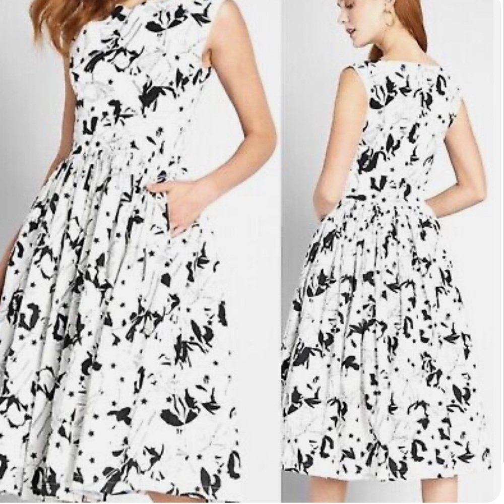 NWT Modcloth Fabulous Fit and Flare Midi Dress in White and Black Floral